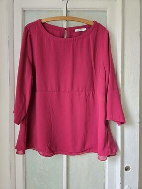 Ricki’s Bright Pink Flowy Blouse Size 16